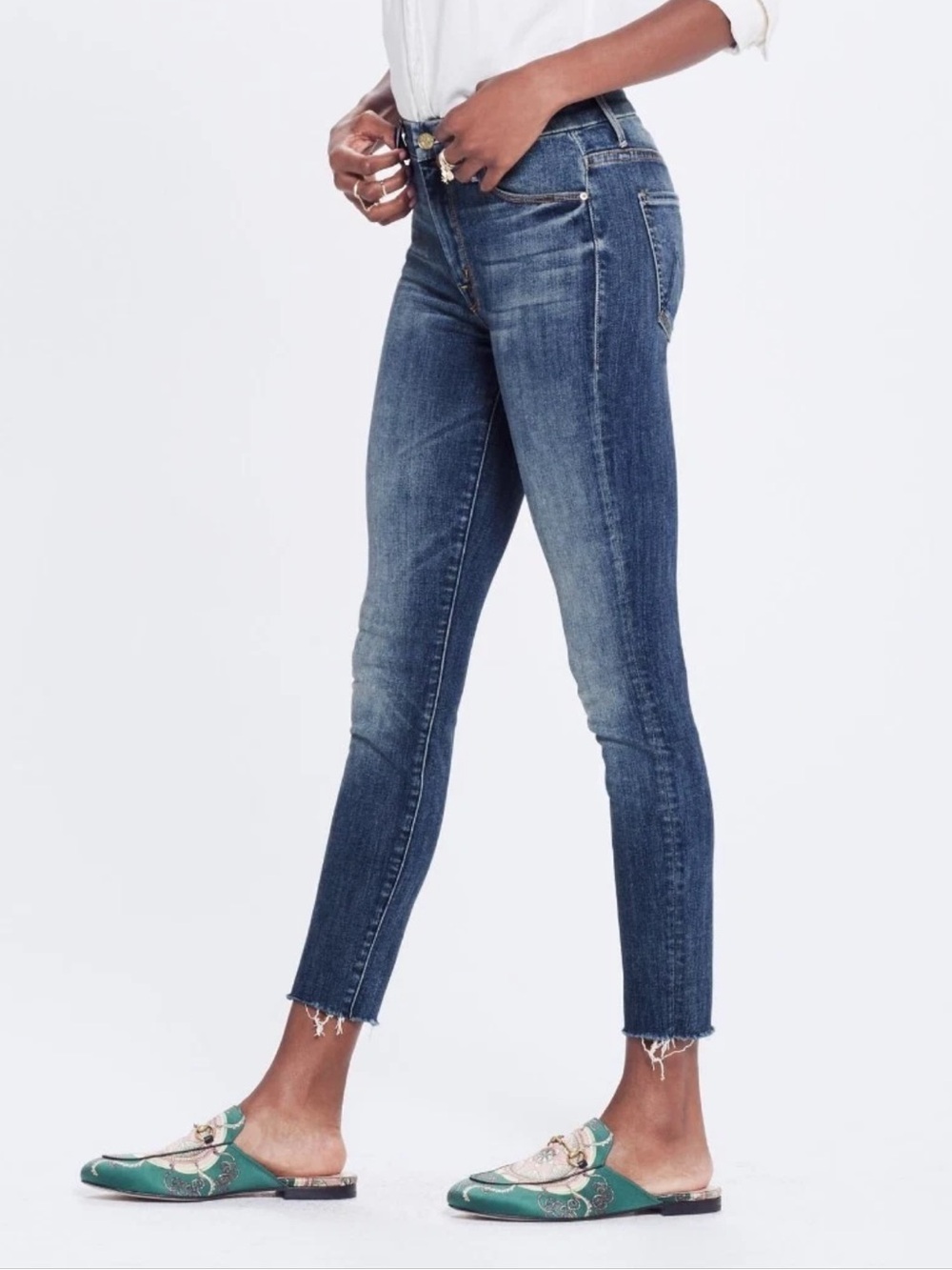MOTHER High Waisted Looker Ankle Fray Jeans Not Rough Enough Size 25